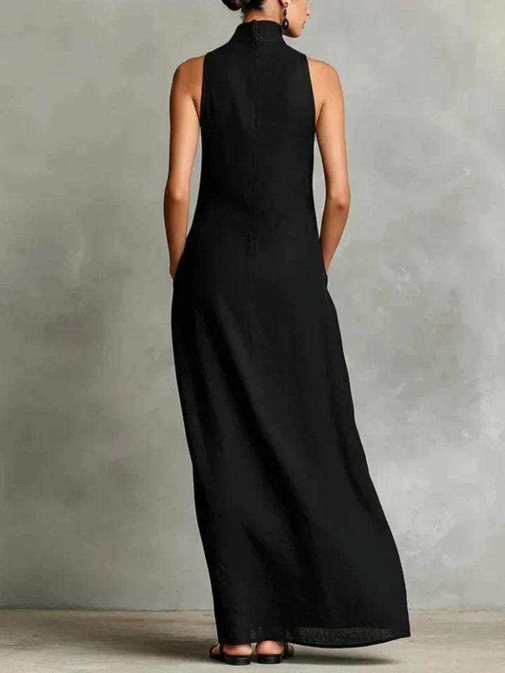 Orietta - Robe longue sans manches à col montant