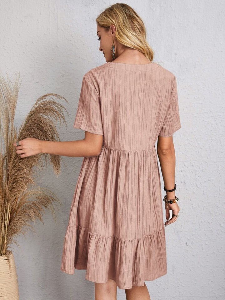 Belinda - Robe mini texturée à volants à col V