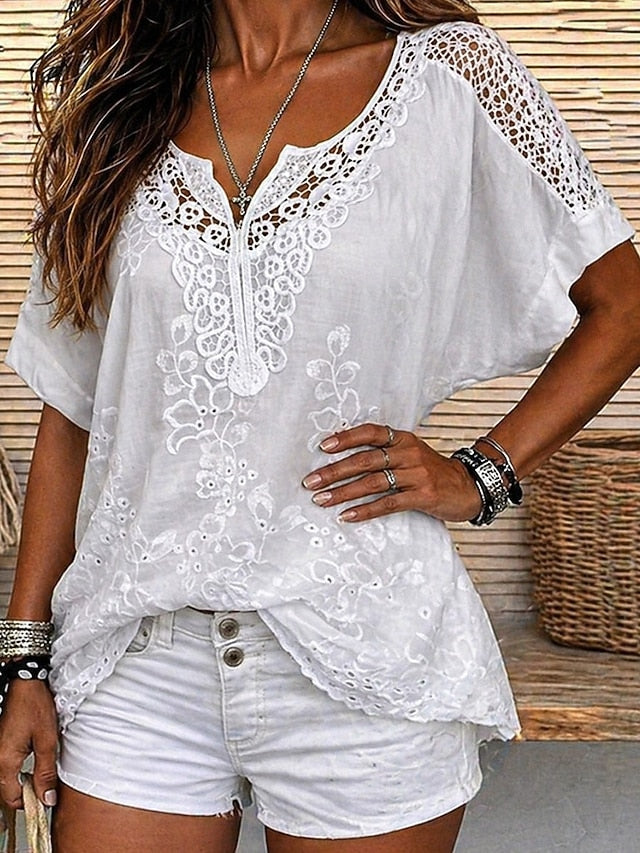 Ember - Blouse en dentelle brodée à col V