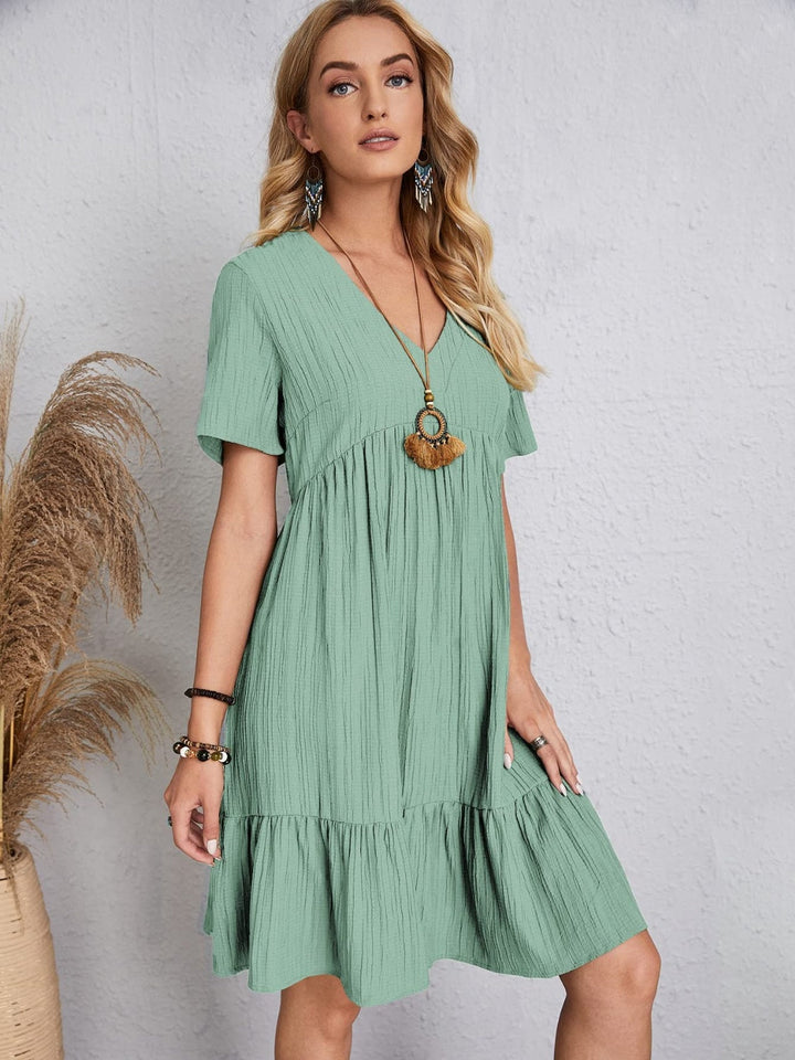 Belinda - Robe mini texturée à volants à col V