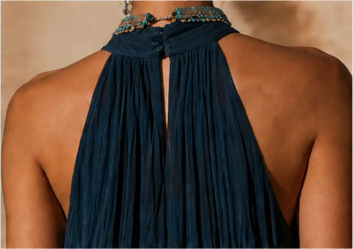 Calissa - Robe longue à encolure américaine en tissu doux